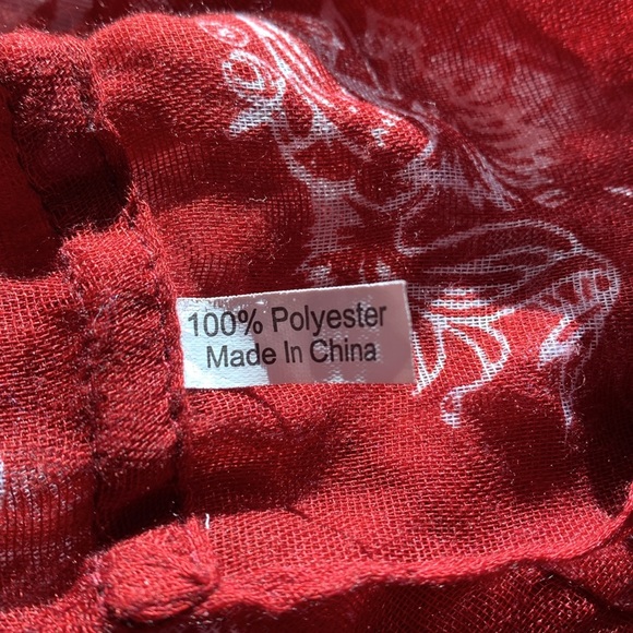 University of South Carolina (USC) Gamecocks Scarf, 18” x 79” infinity scarf - Picture 2 of 7